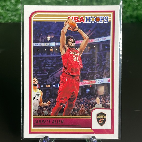 Panini Lot of 10 Cleveland Cavaliers Basketball 🏀 Trading Cards - Picture 6 of 10